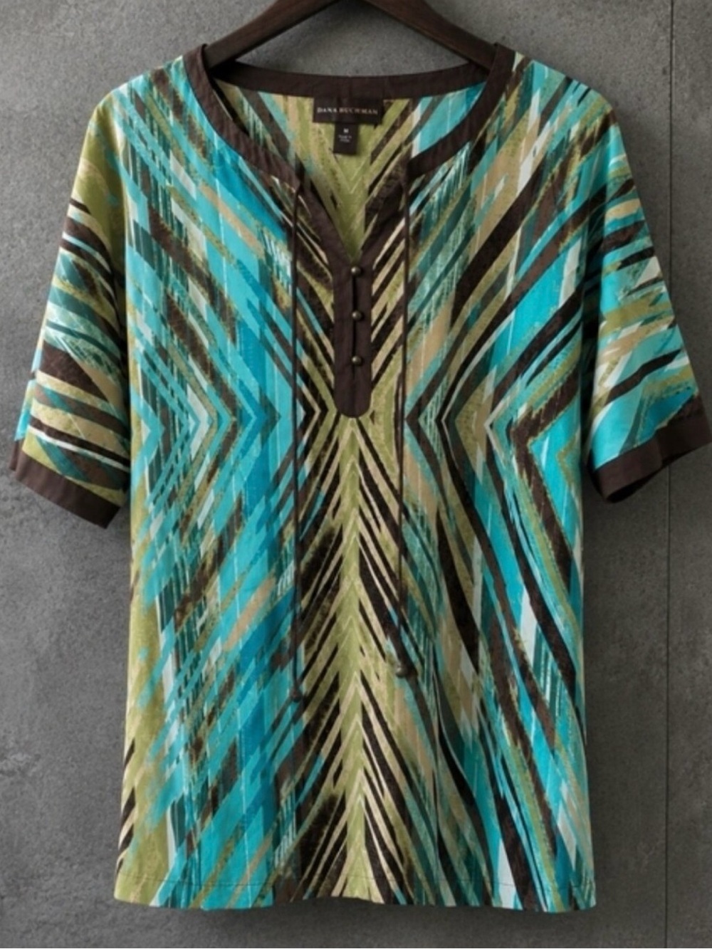 Dana Buchman Women’s Blouse Size L Abstract Geometric Print Rayon Cotton Top